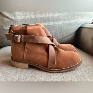 Free People boots size 36